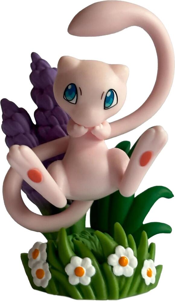 30th Celebration Mew Figure Collection - product view 3