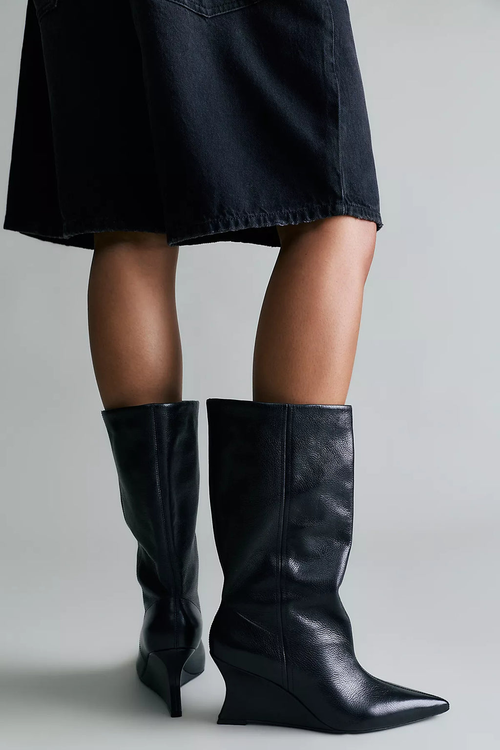 Ilya Wedge Boots