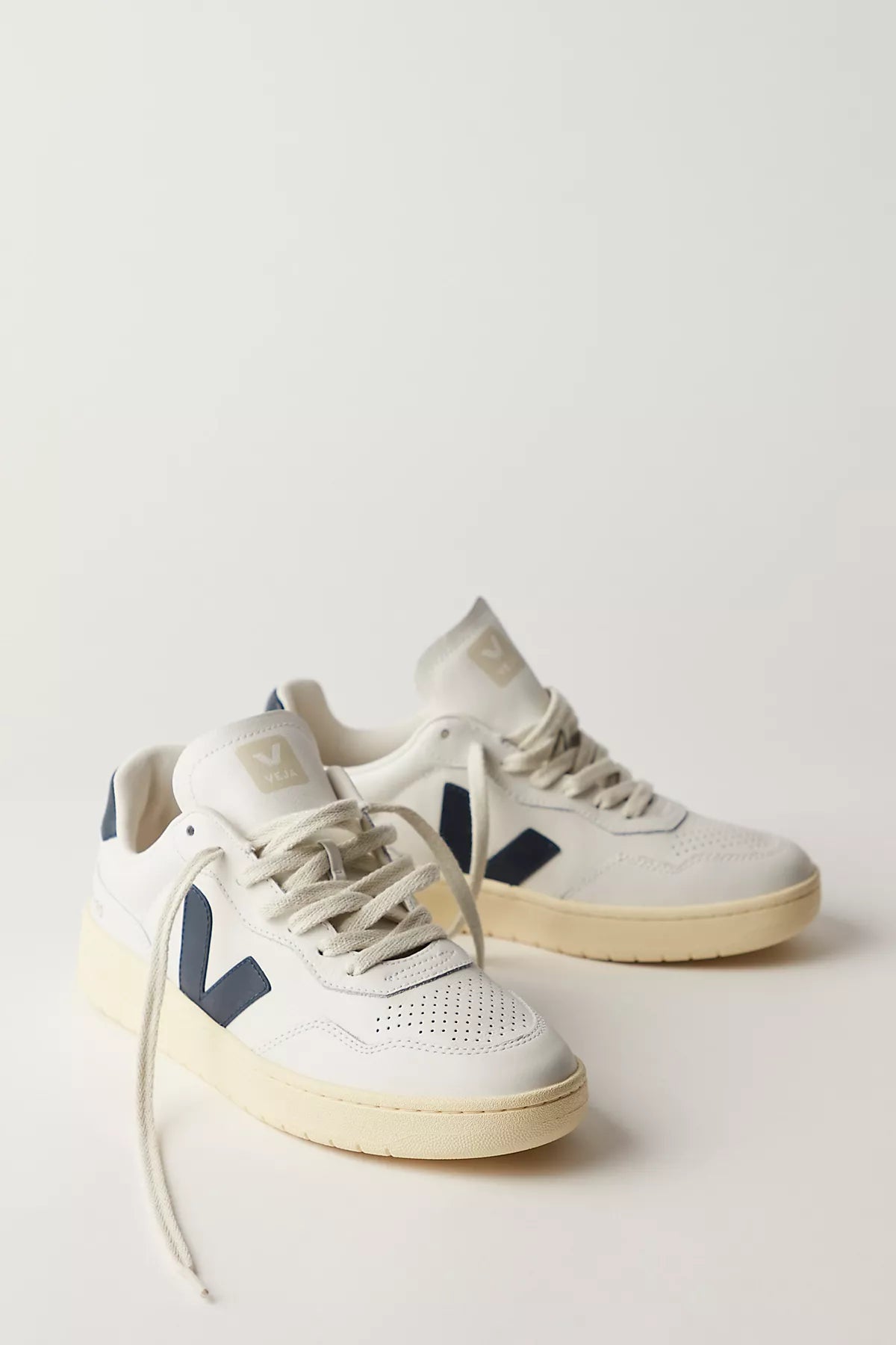 Veja V-90 Sneakers