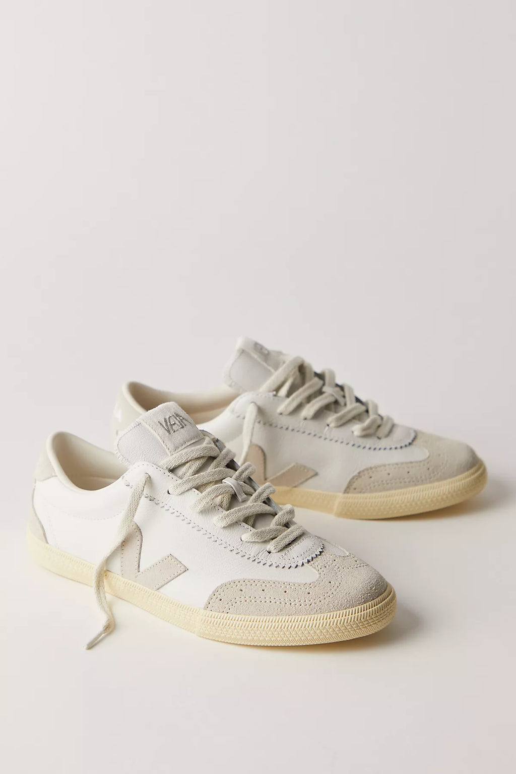Veja Volley Sneakers