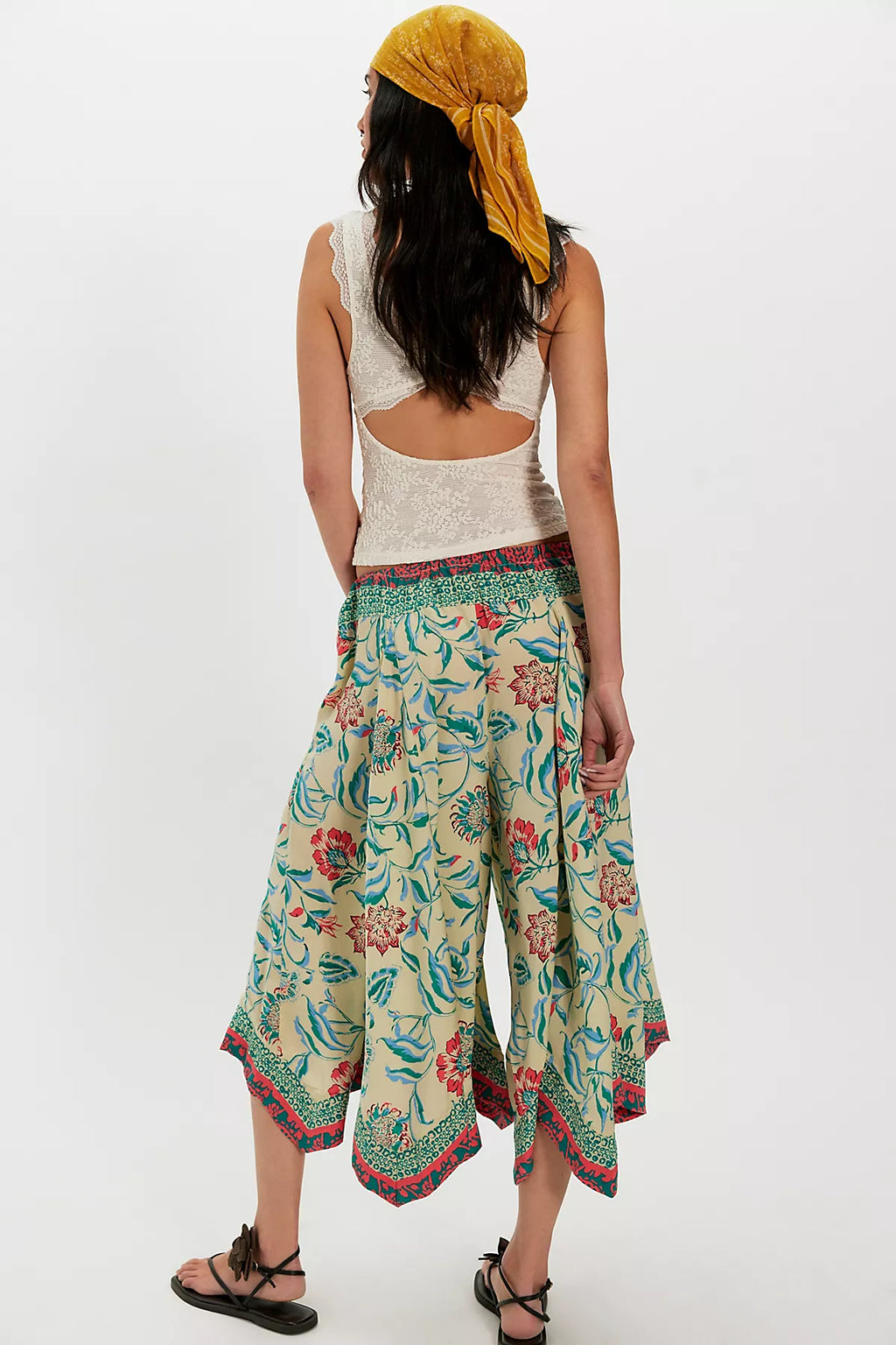 Sweet Reaction Pull-On Wide-Leg Crop Pants