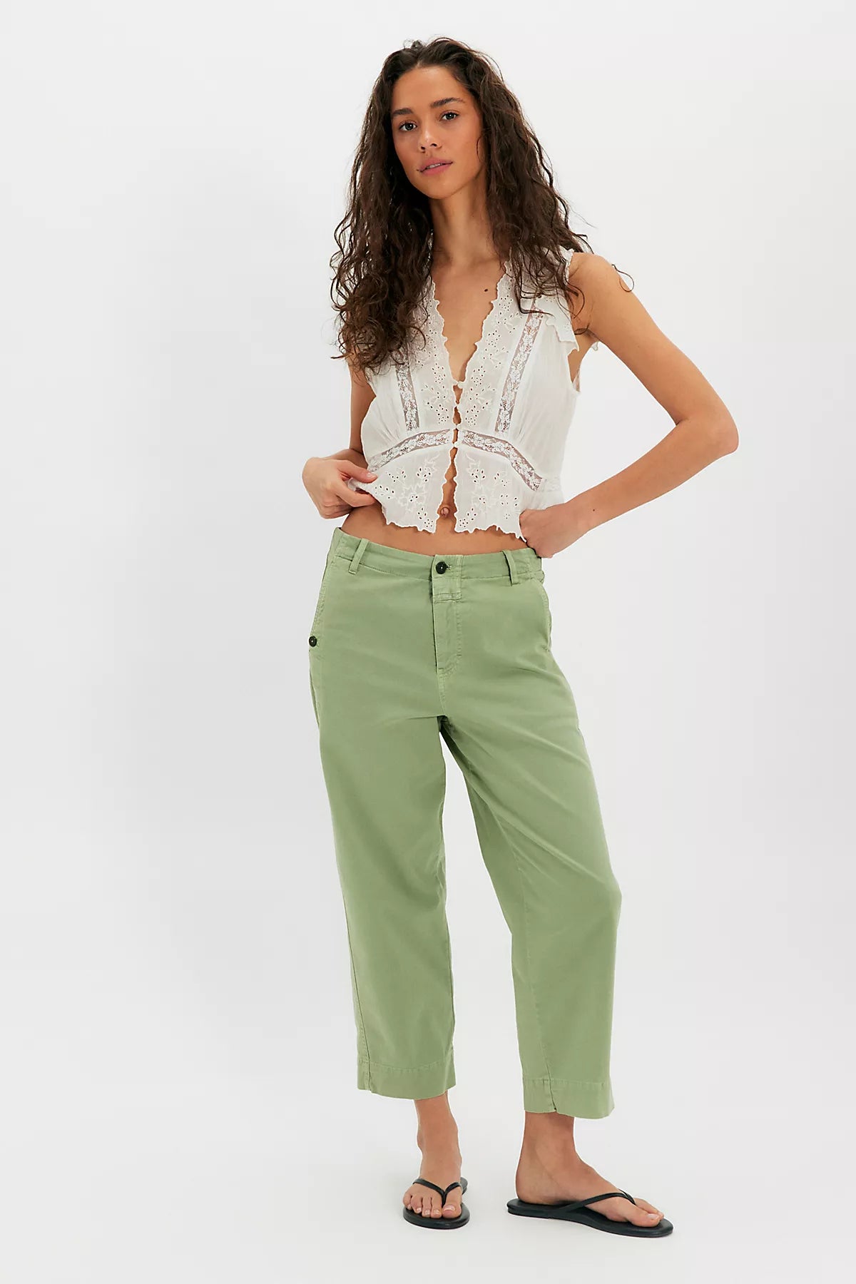 Closed Rovean Pants