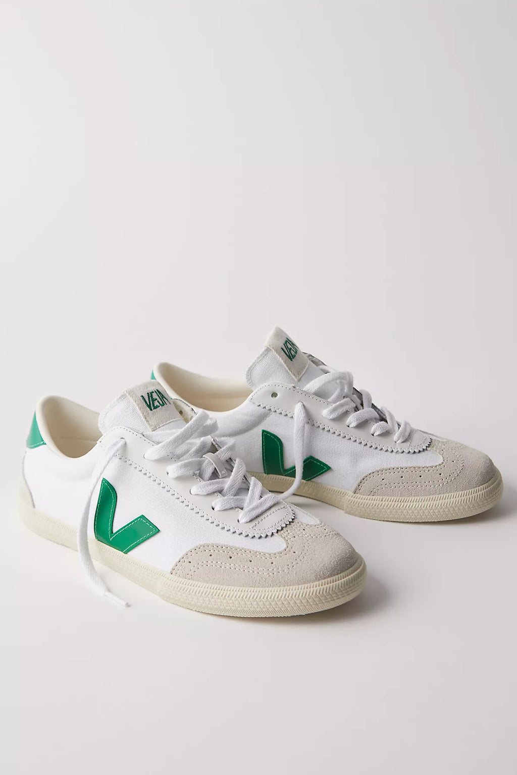 Veja Volley Sneakers