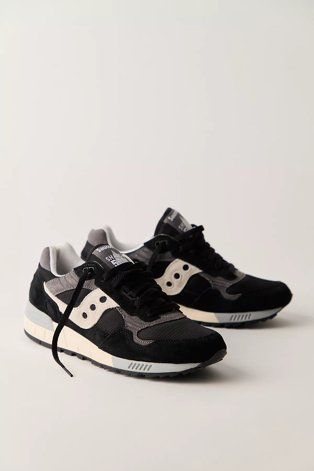 Saucony Shadow 5000 Sneakers