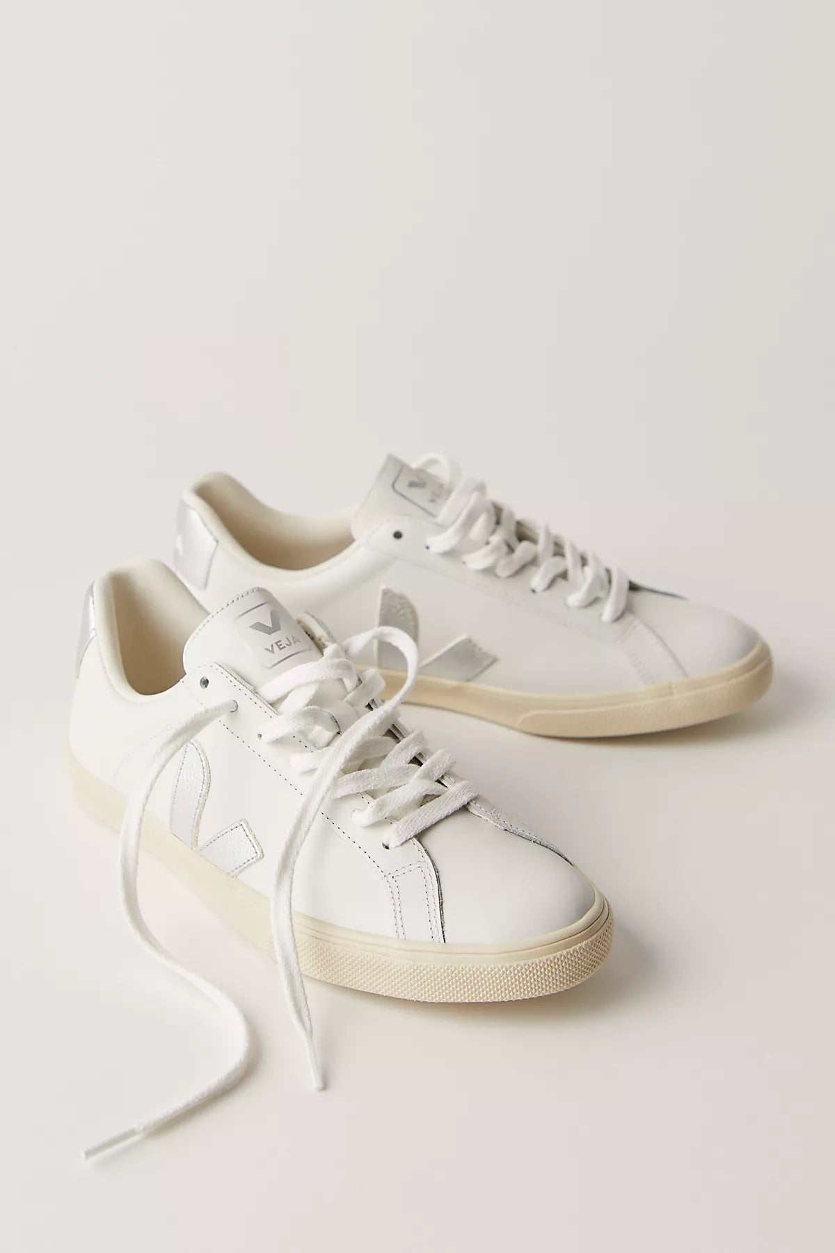 Veja Esplar Sneakers