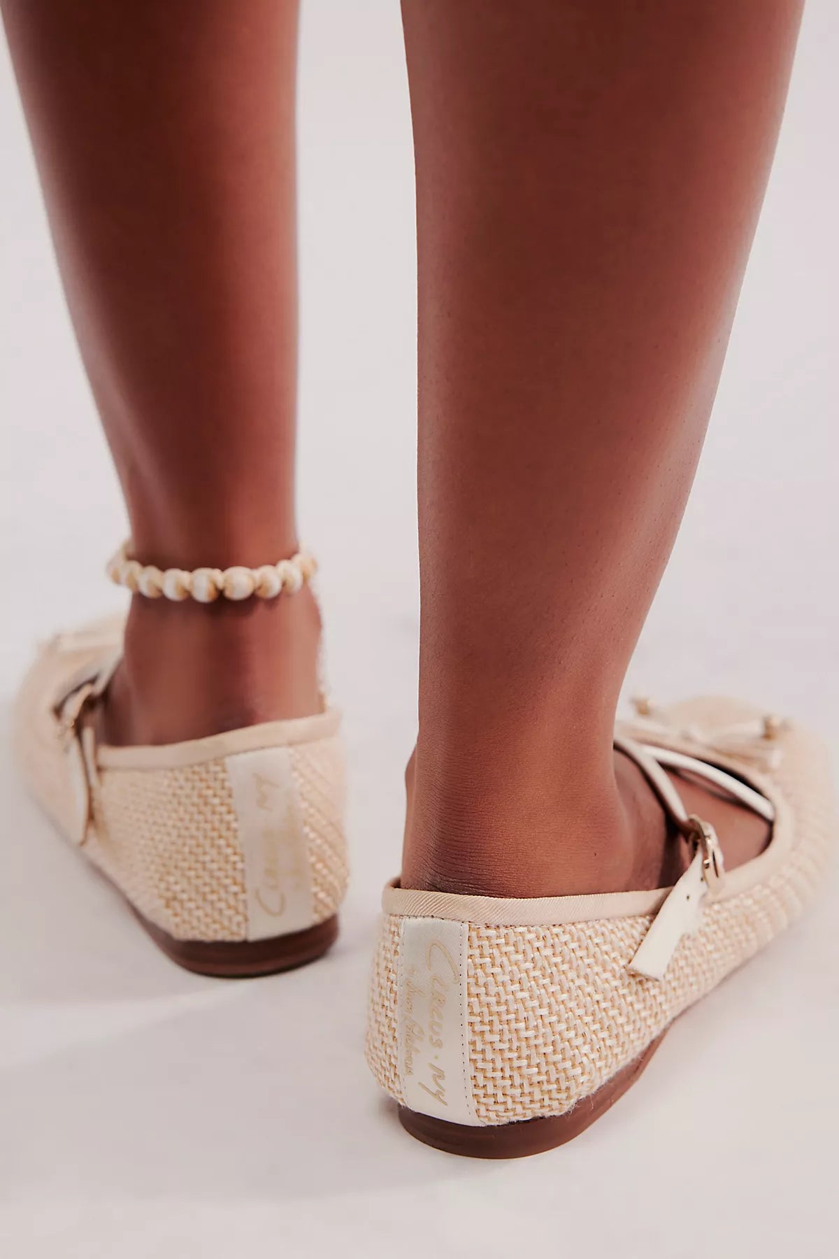 Zuri Ballet Flats