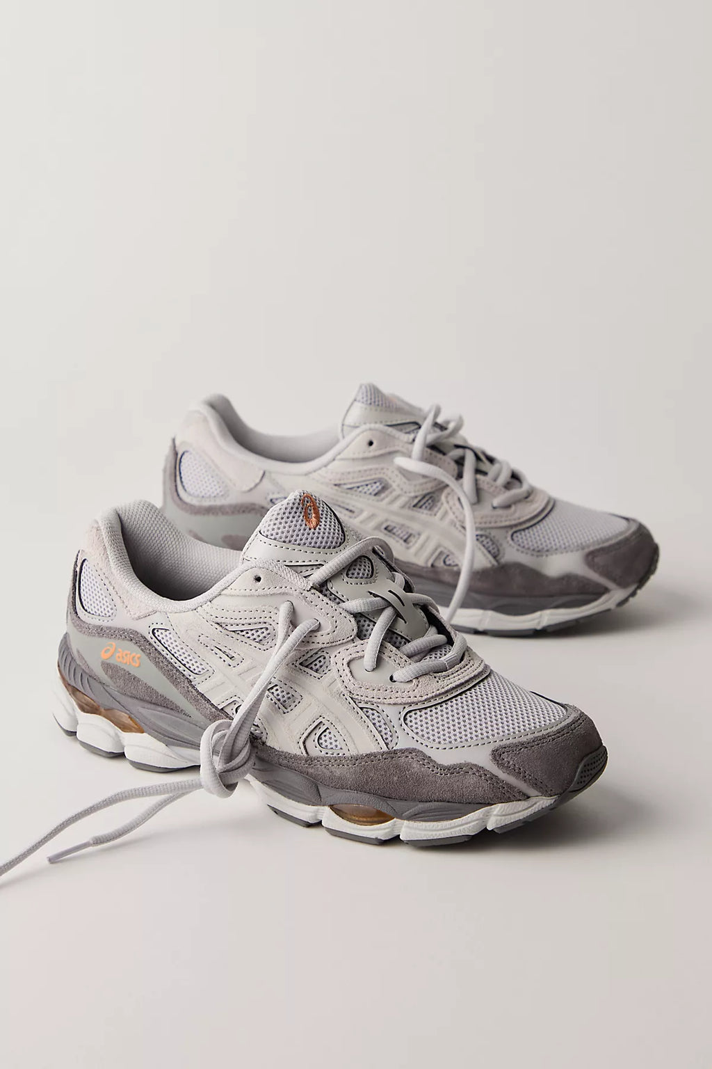 ASICS GEL-NYC Sneakers