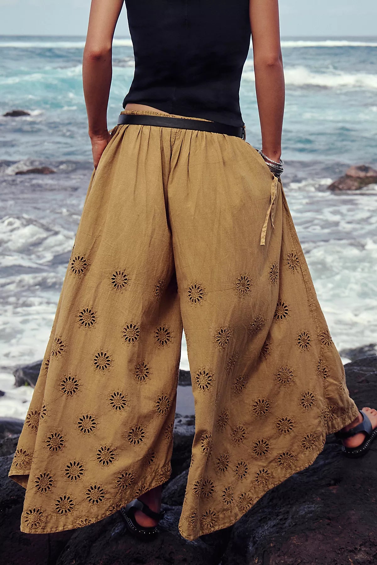 Sweet Serenade Pull-On Wide-Leg Pants