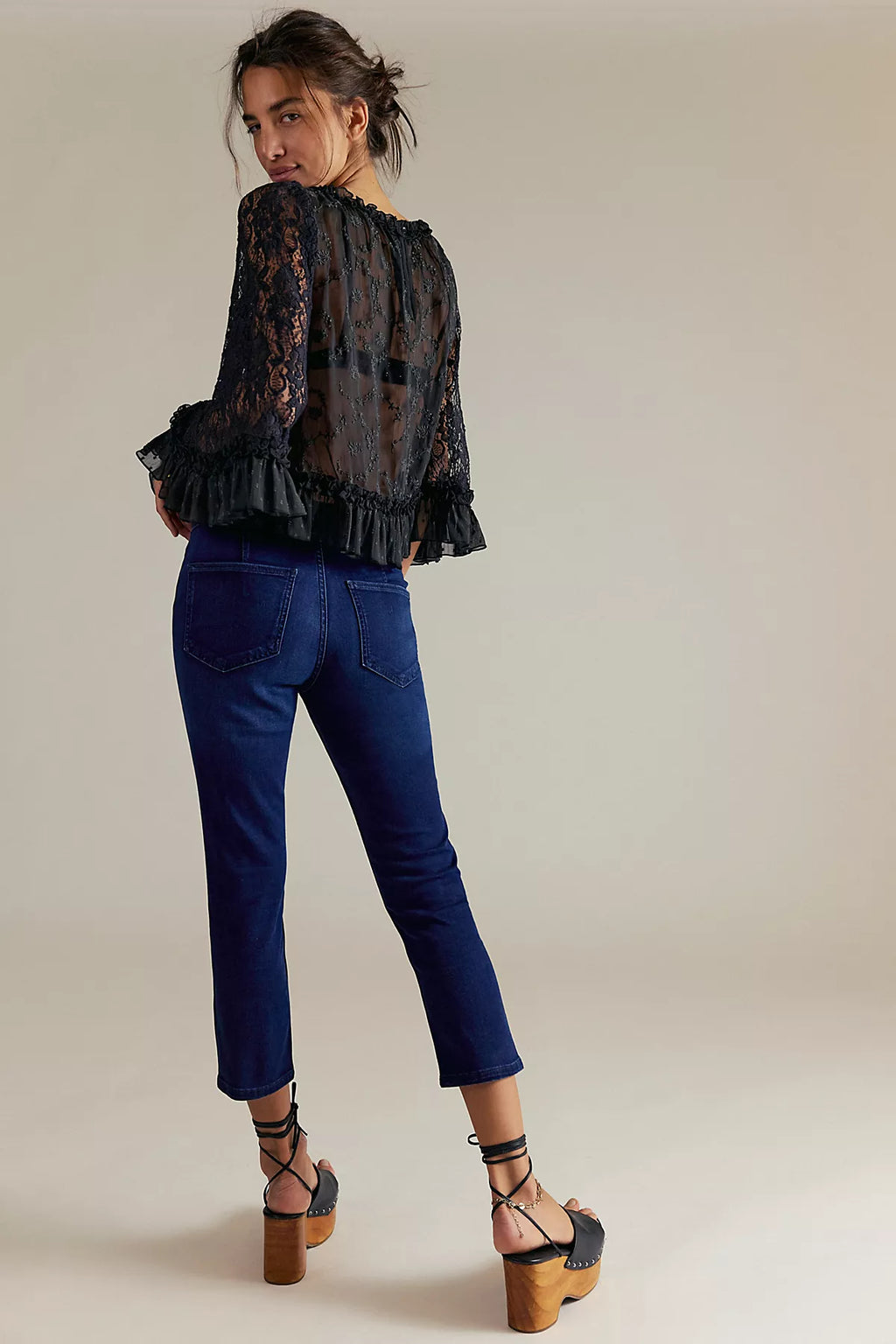 We The Free Knockout Mid-Rise Crop Jeans