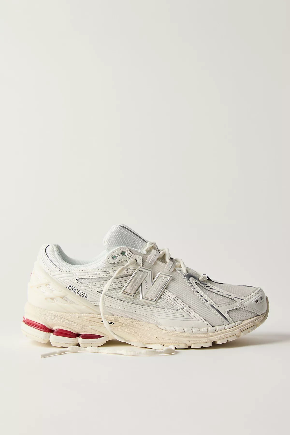 New Balance 1906R Sneakers
