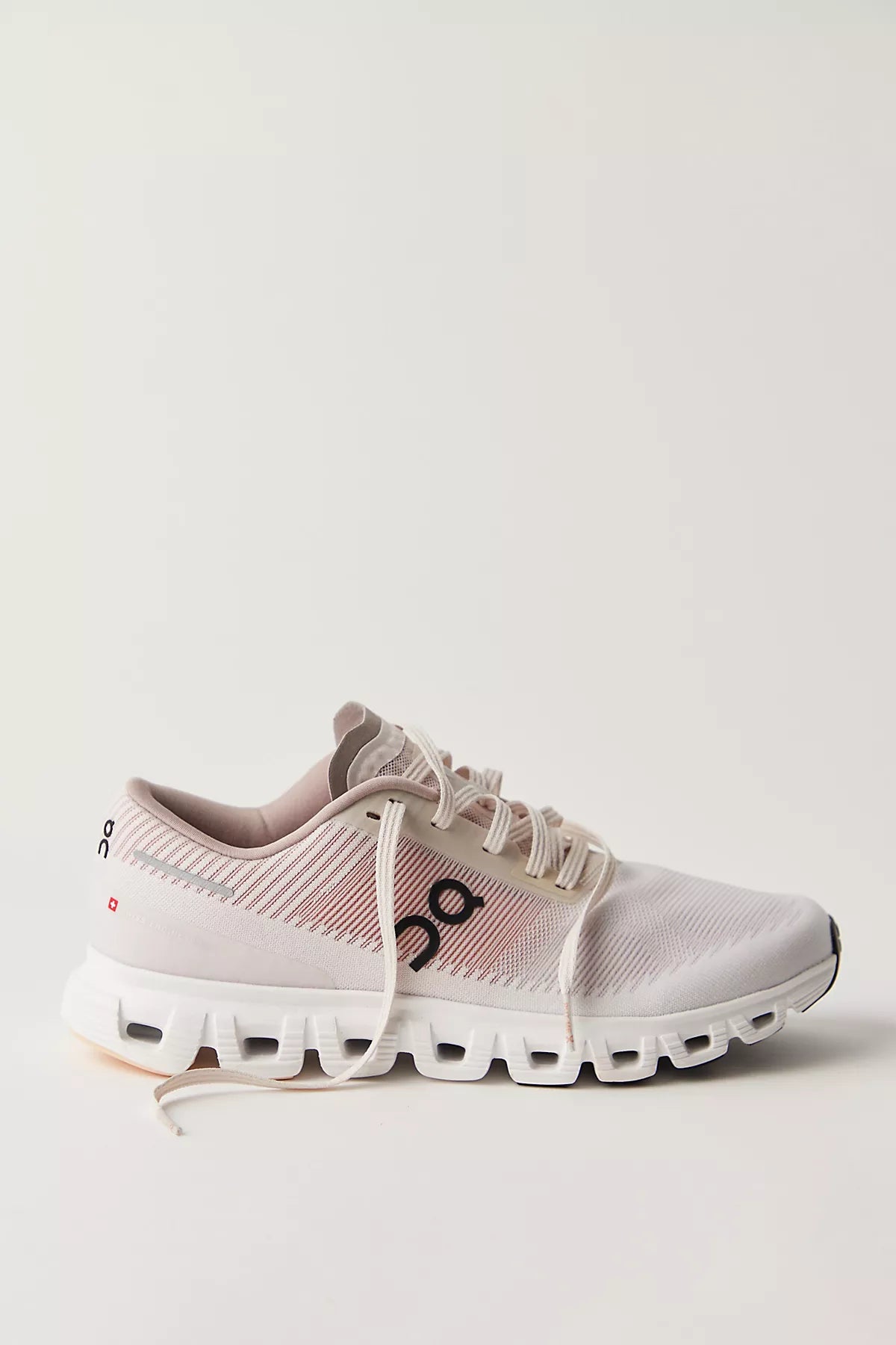 On Cloud 6 Push Sneakers
