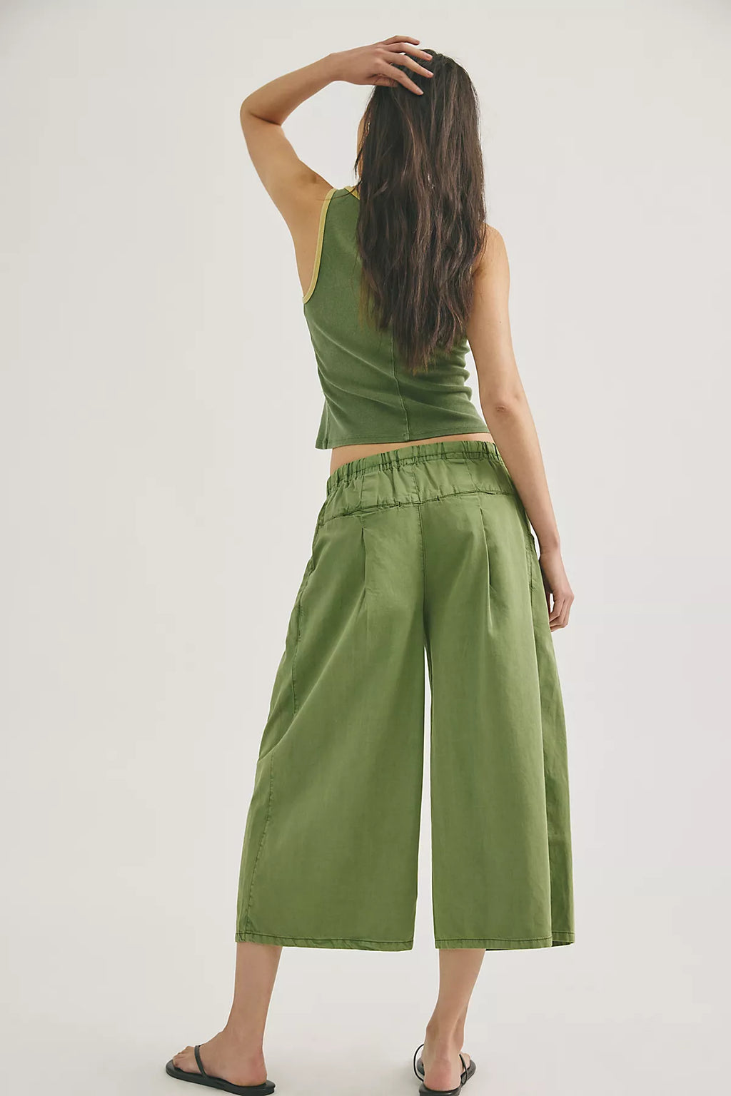 Telluride Wide-Leg Crop Pull-On Solid Pants