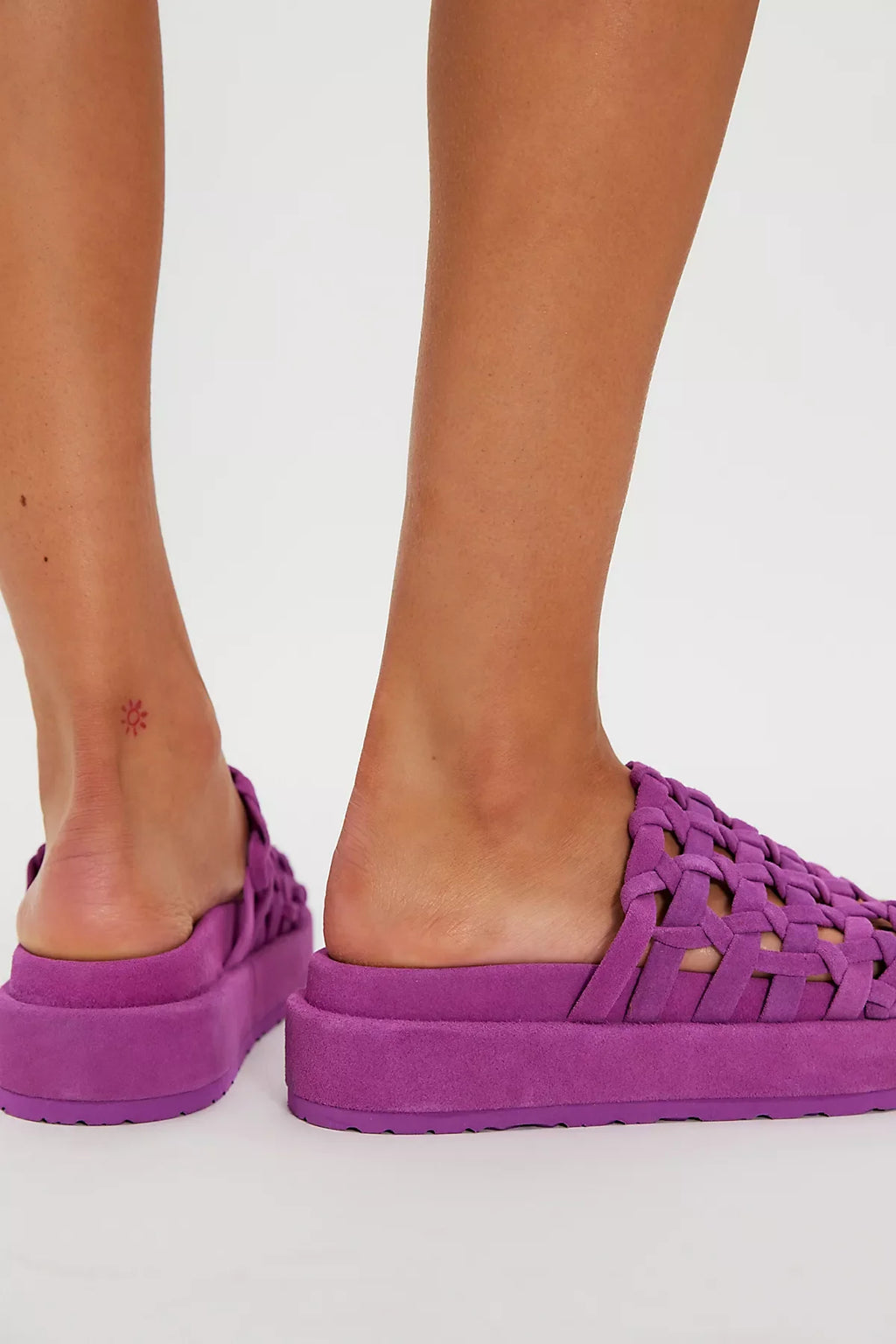 Nadi Woven Slide Sandals