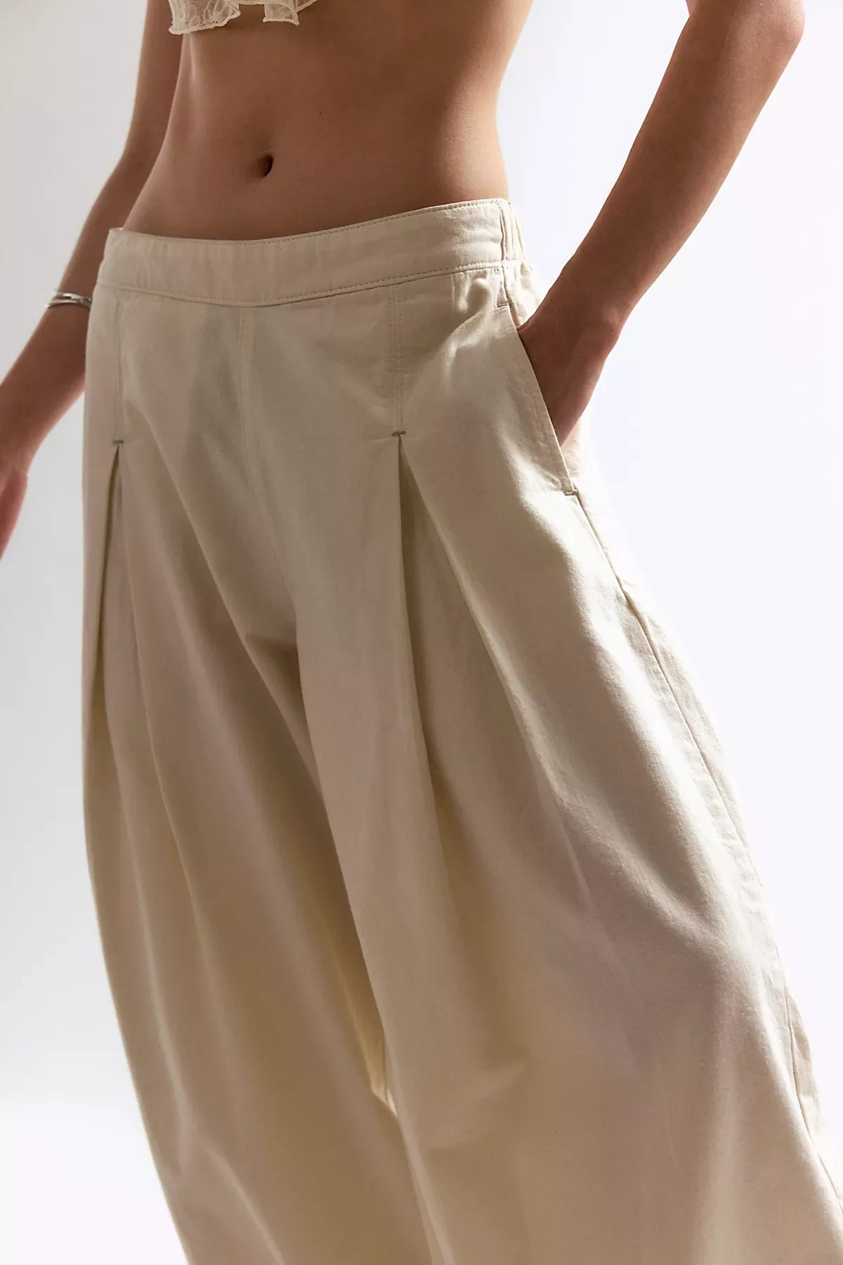 We The Free Moonflower Pull-On Balloon Jeans
