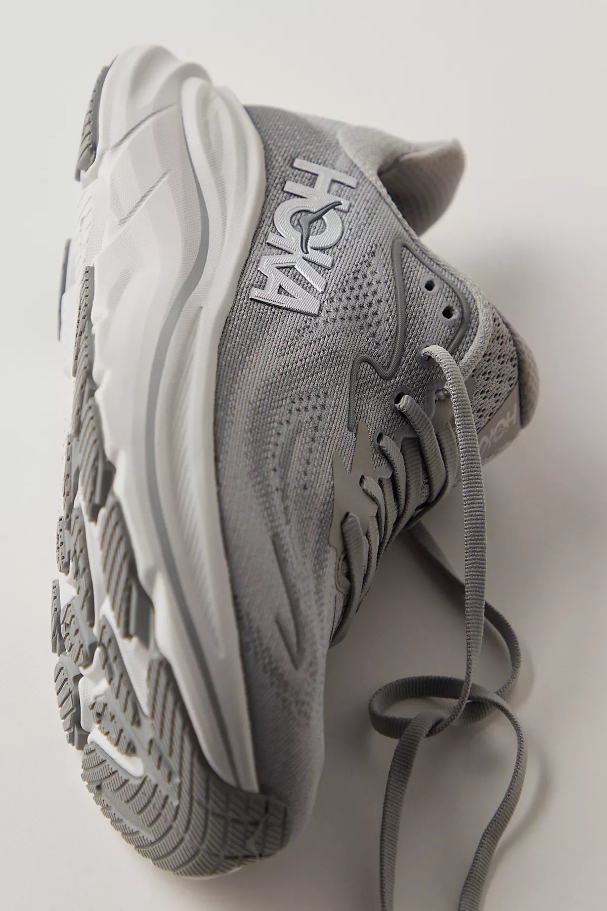 HOKA® Clifton 10 Sneakers