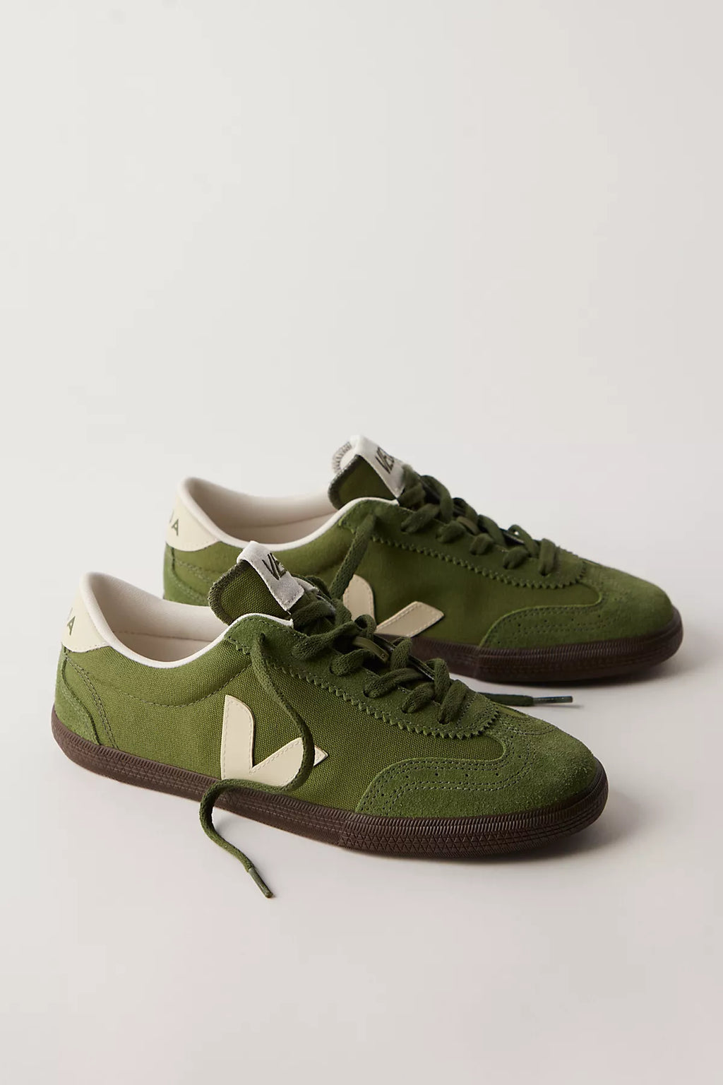 Veja Volley Sneakers