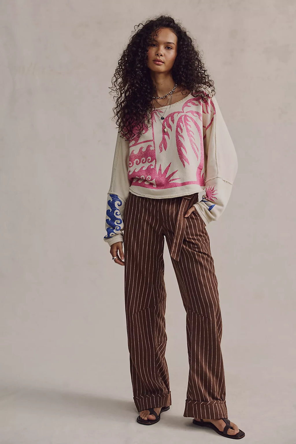 We The Free To The East Printed Pullover