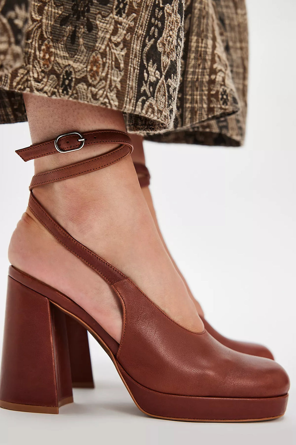 Violet Wrap Platforms