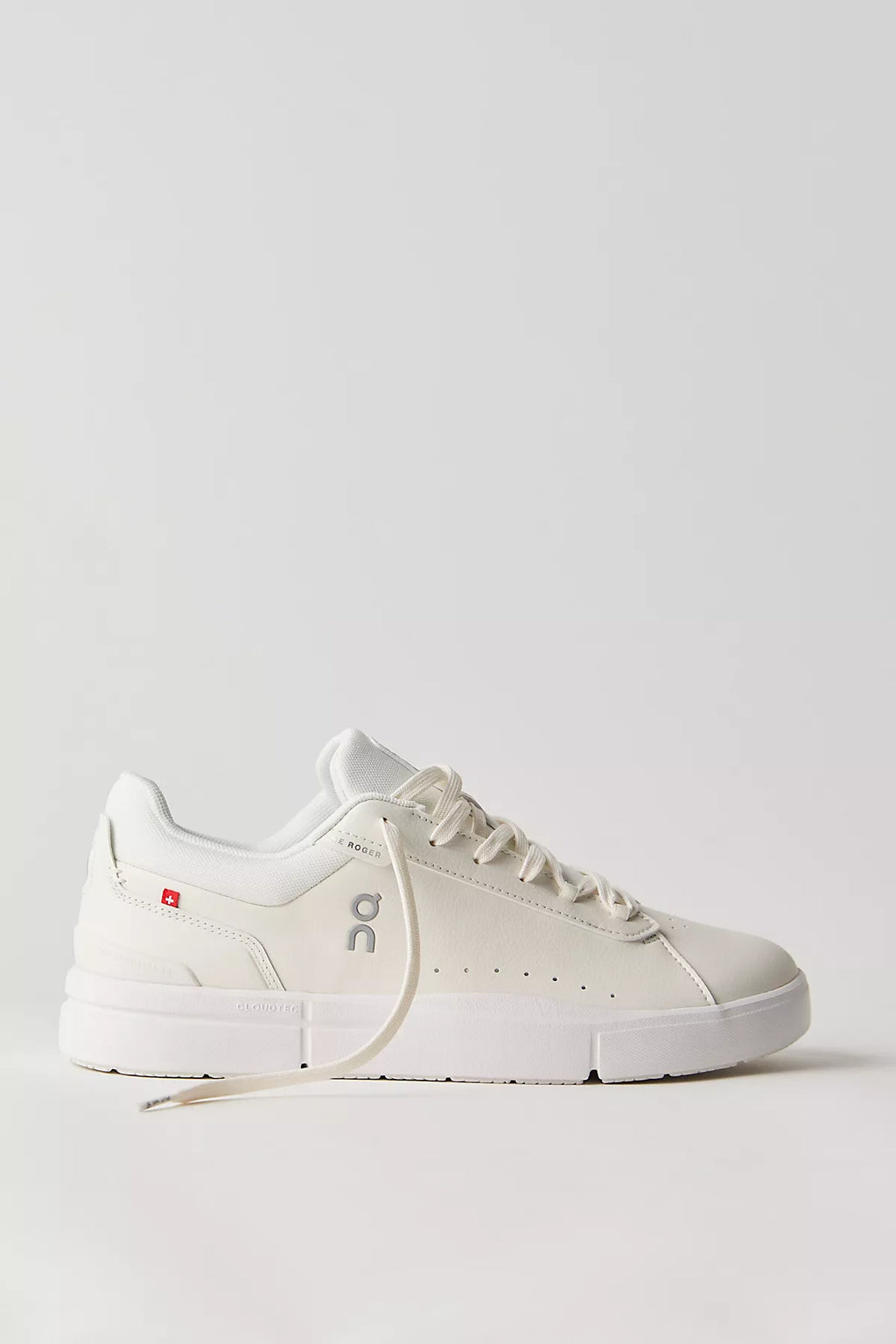 On Roger Advantage Sneakers