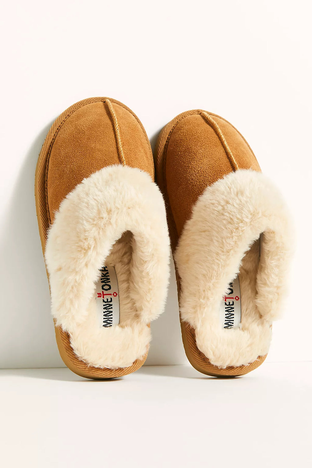 Minnetonka Chesney Slippers