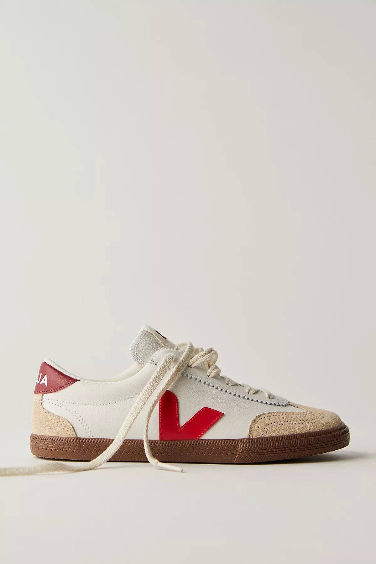 Veja Volley Sneakers