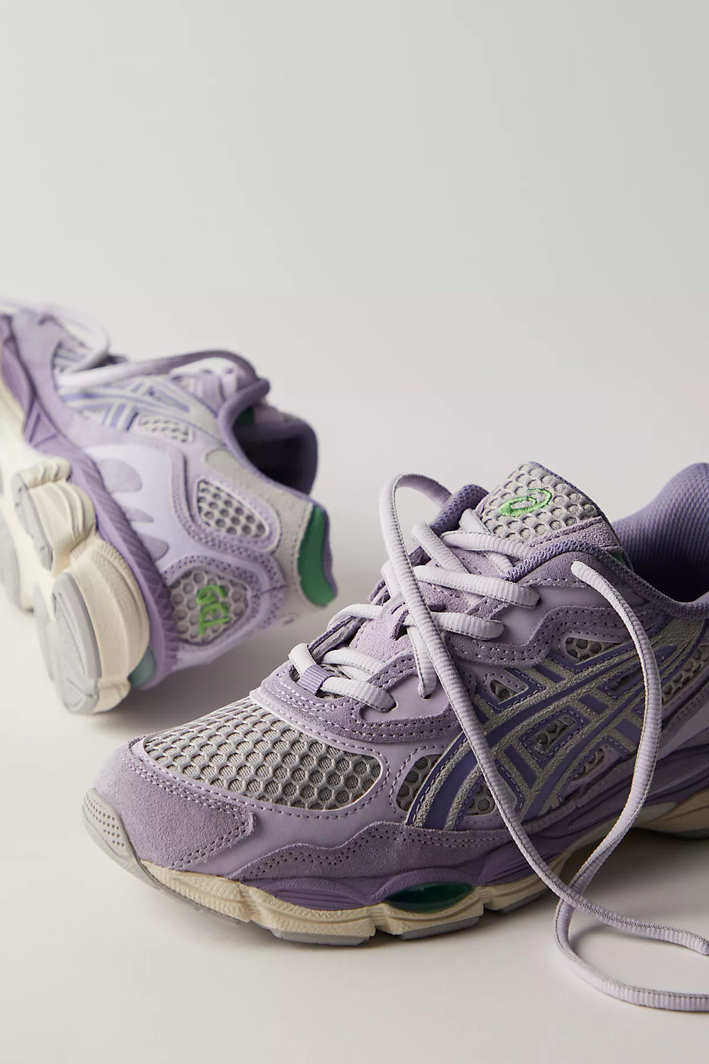 ASICS GEL-NYC Sneakers