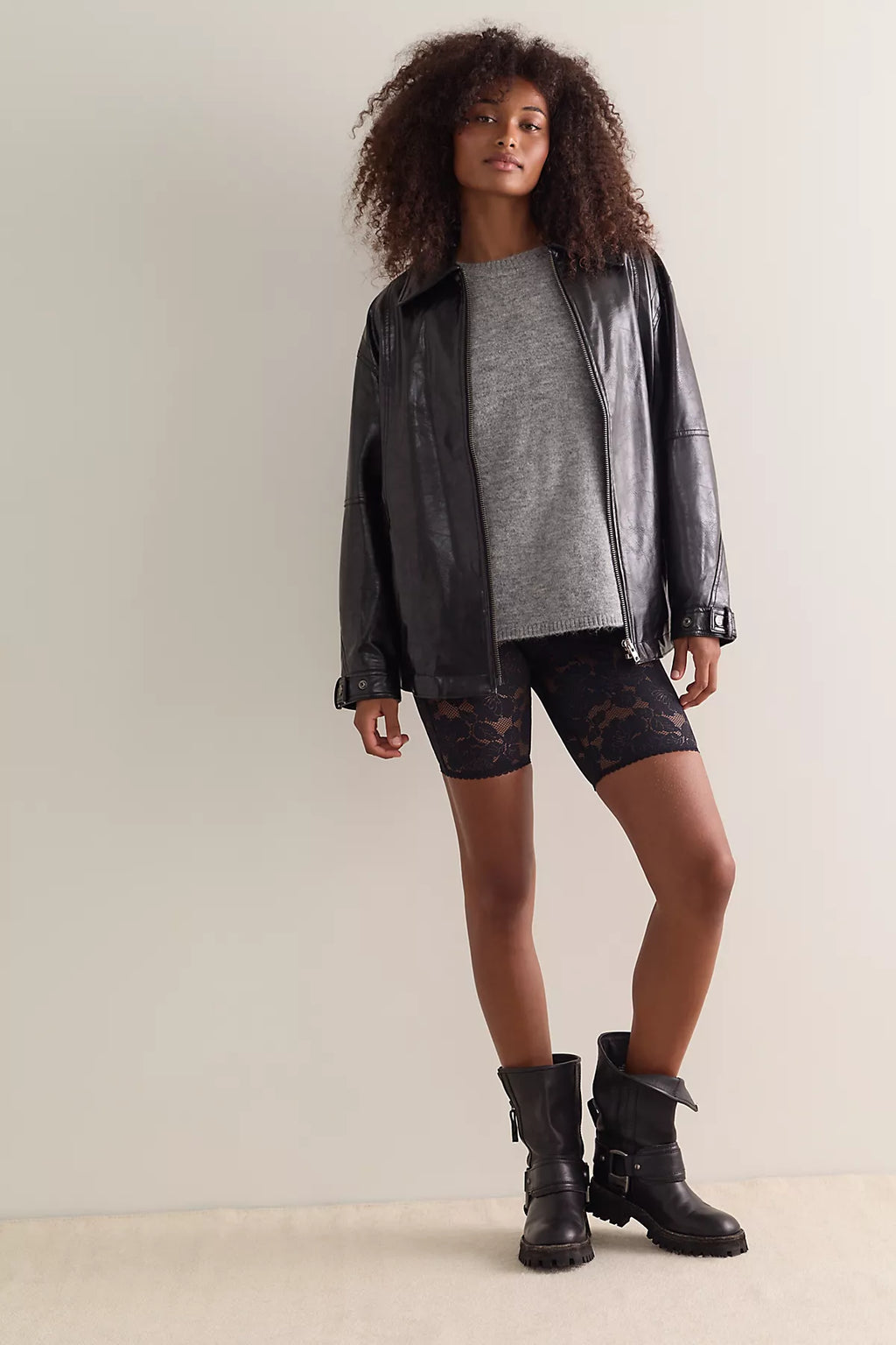 Lace Pursuit Bike Shorts