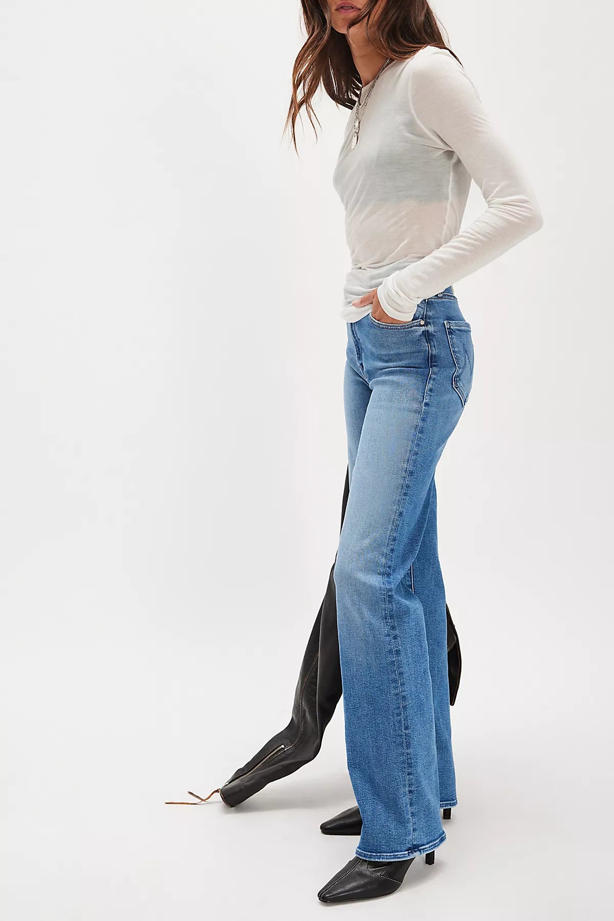 MOTHER The Kick It Jeans