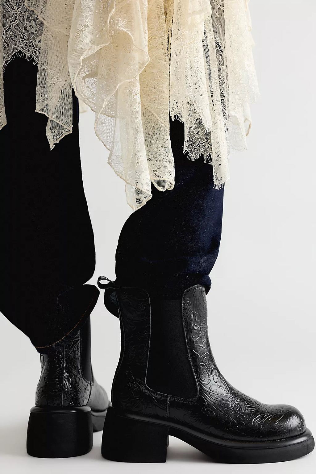 Samuda Chelsea Boots