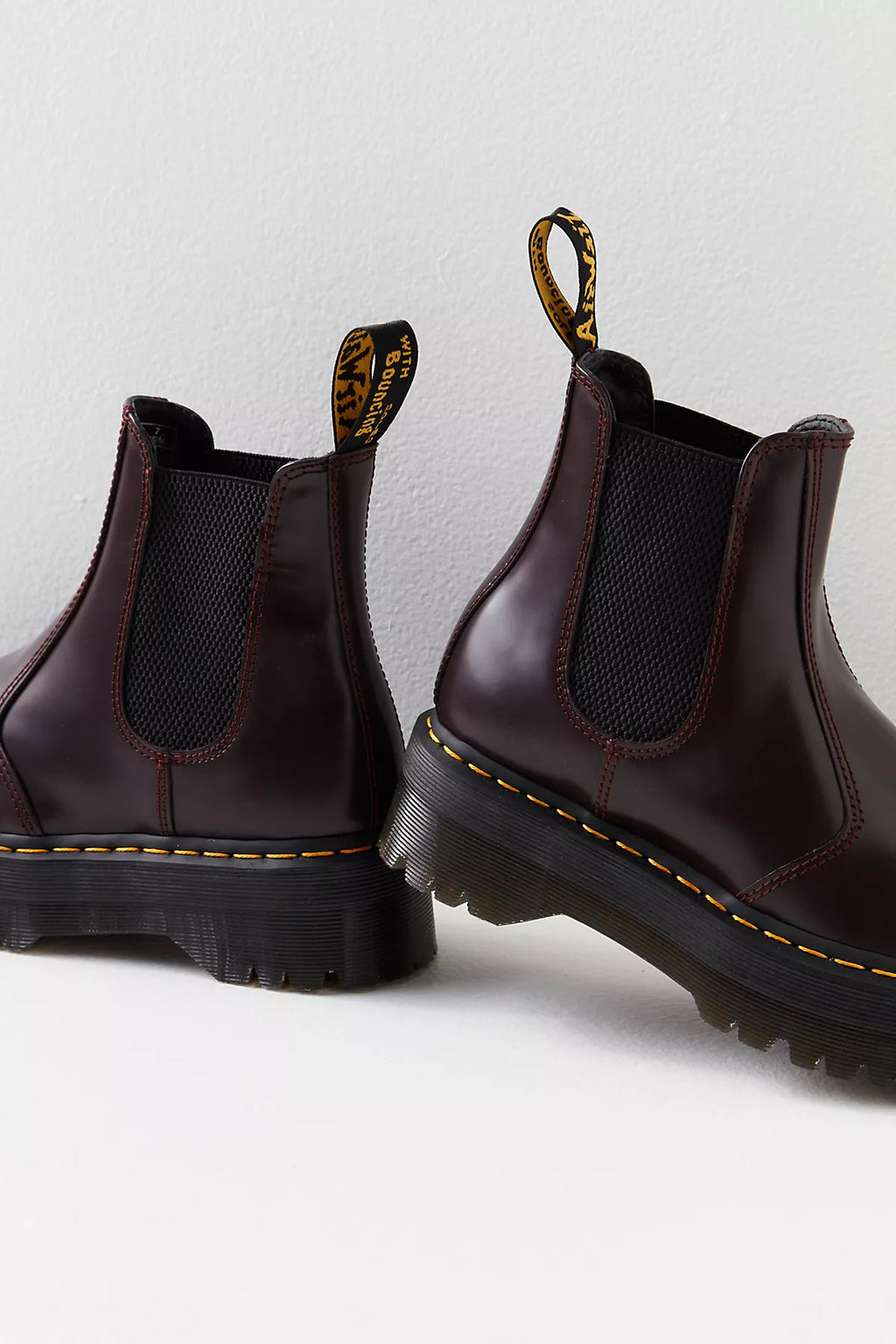 Dr. Martens 2976 Quad Chelsea Boots