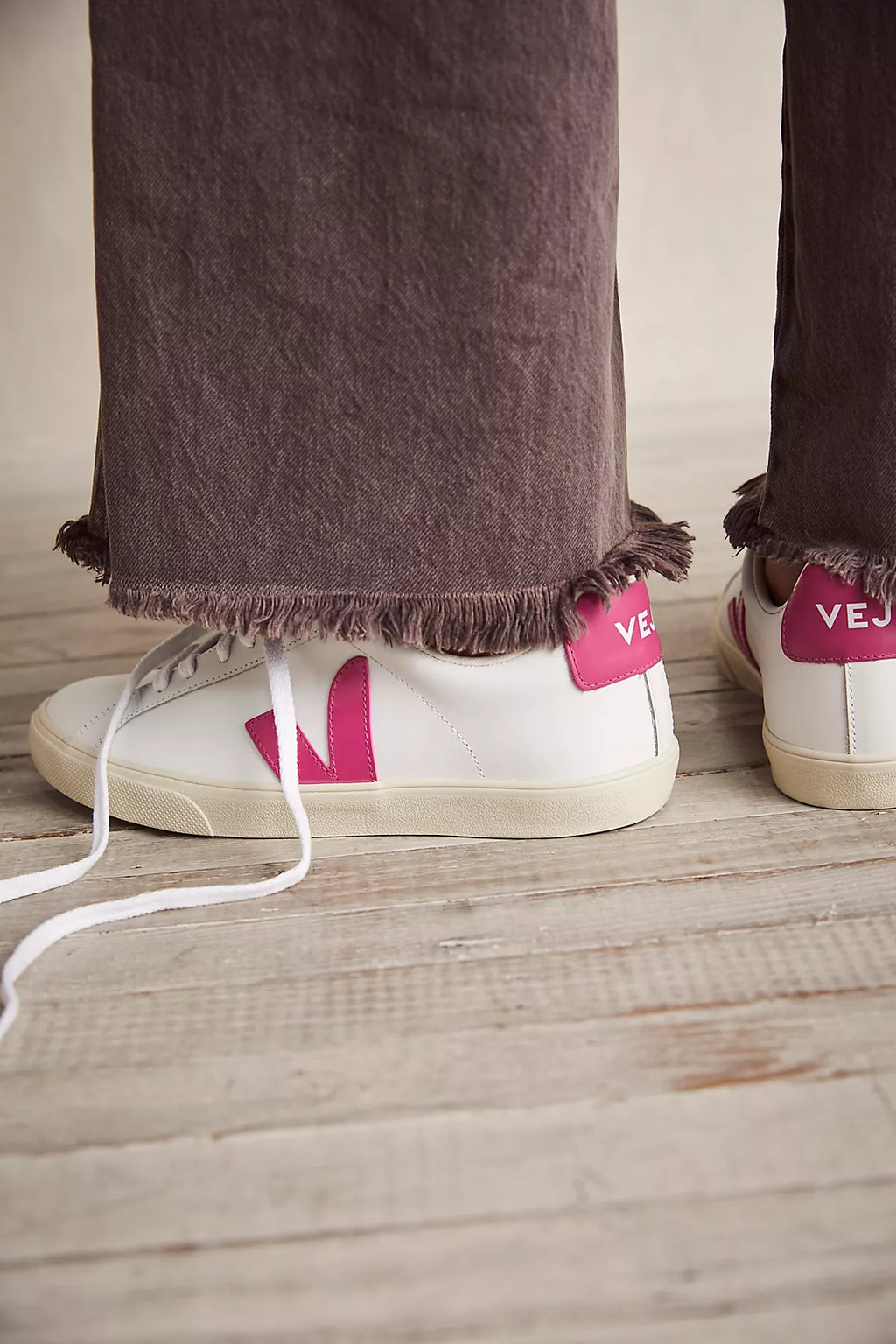 Veja Esplar Sneakers