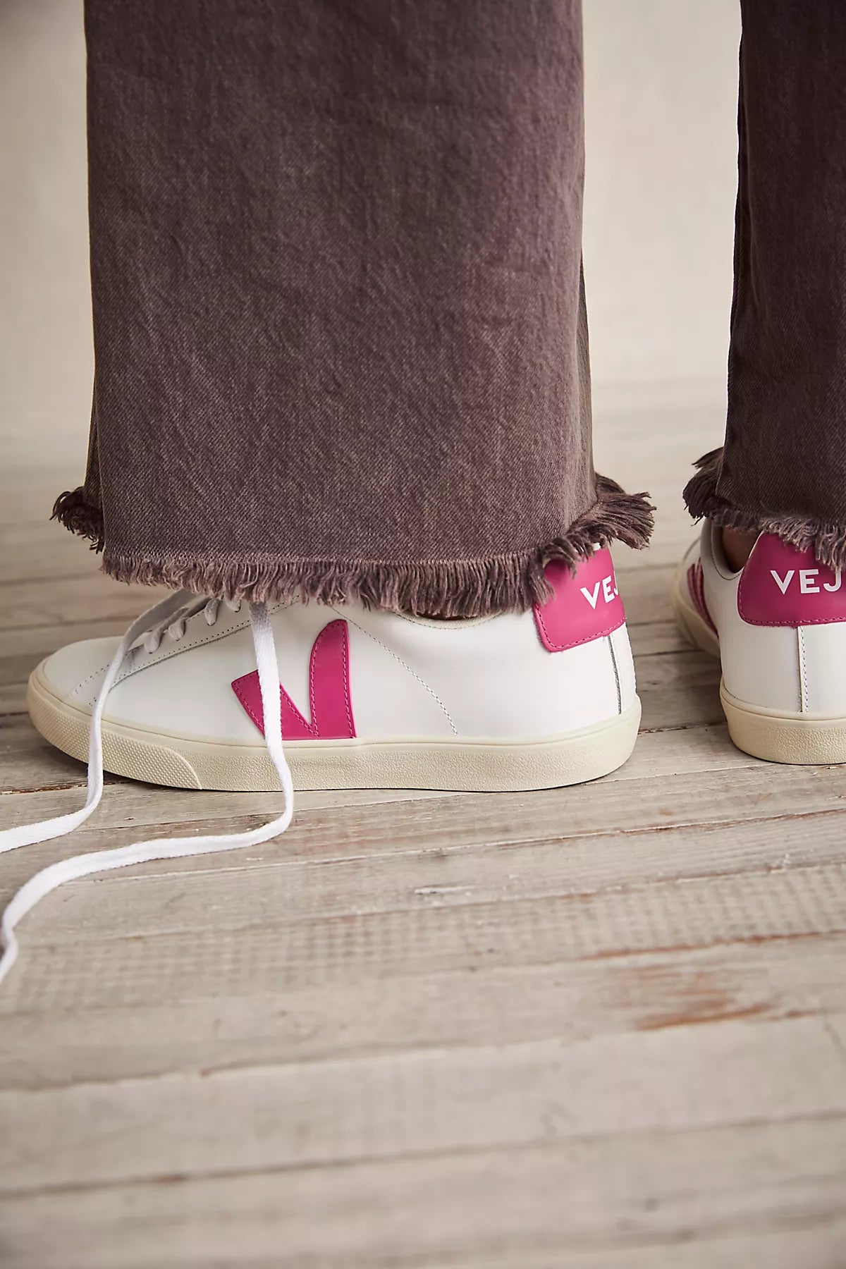 Veja Esplar Sneakers