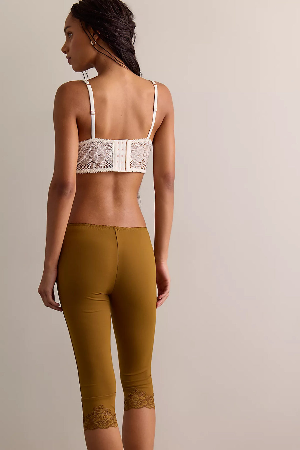 Vacation Essentials Capris