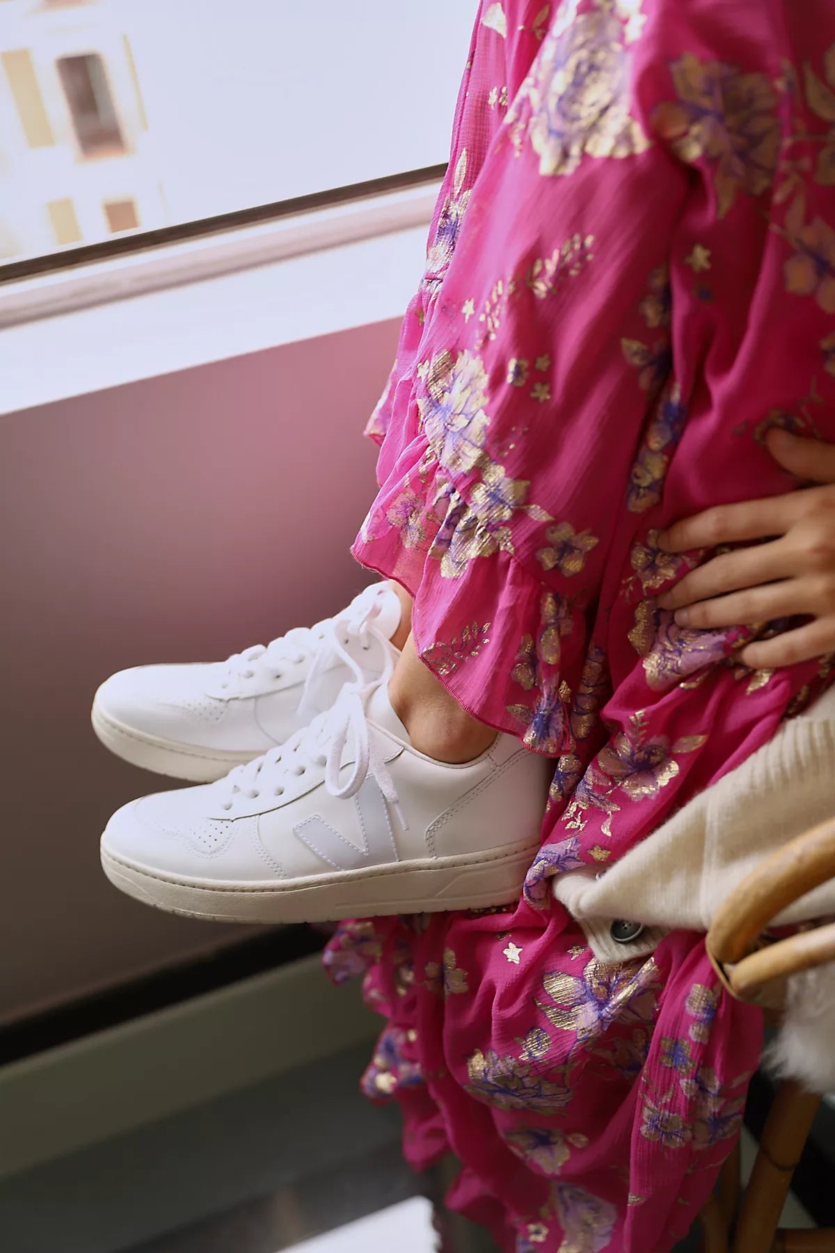 Veja V-10 Sneakers