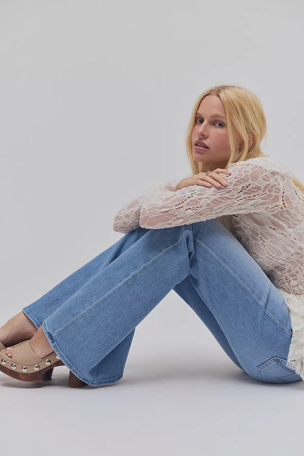 MOTHER The Doozy Jeans