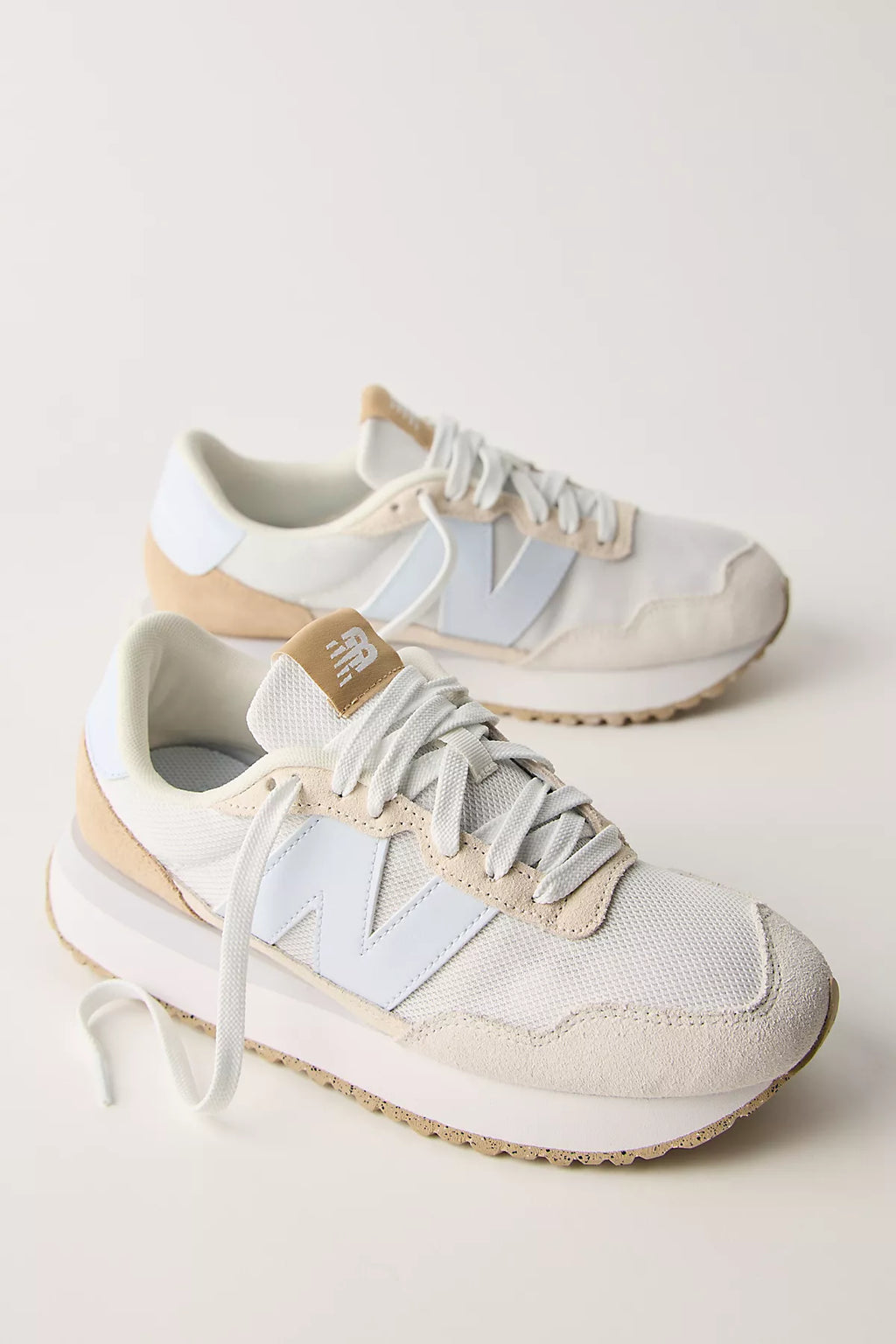New Balance 237 Sneakers