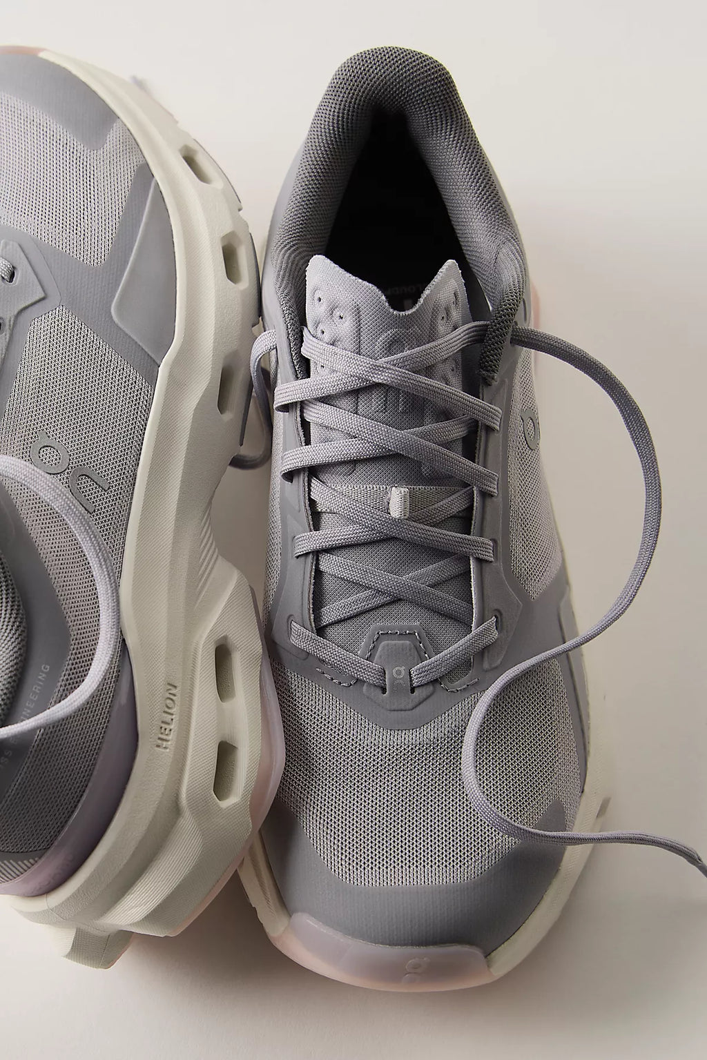 On Cloudpulse 2 Sneakers