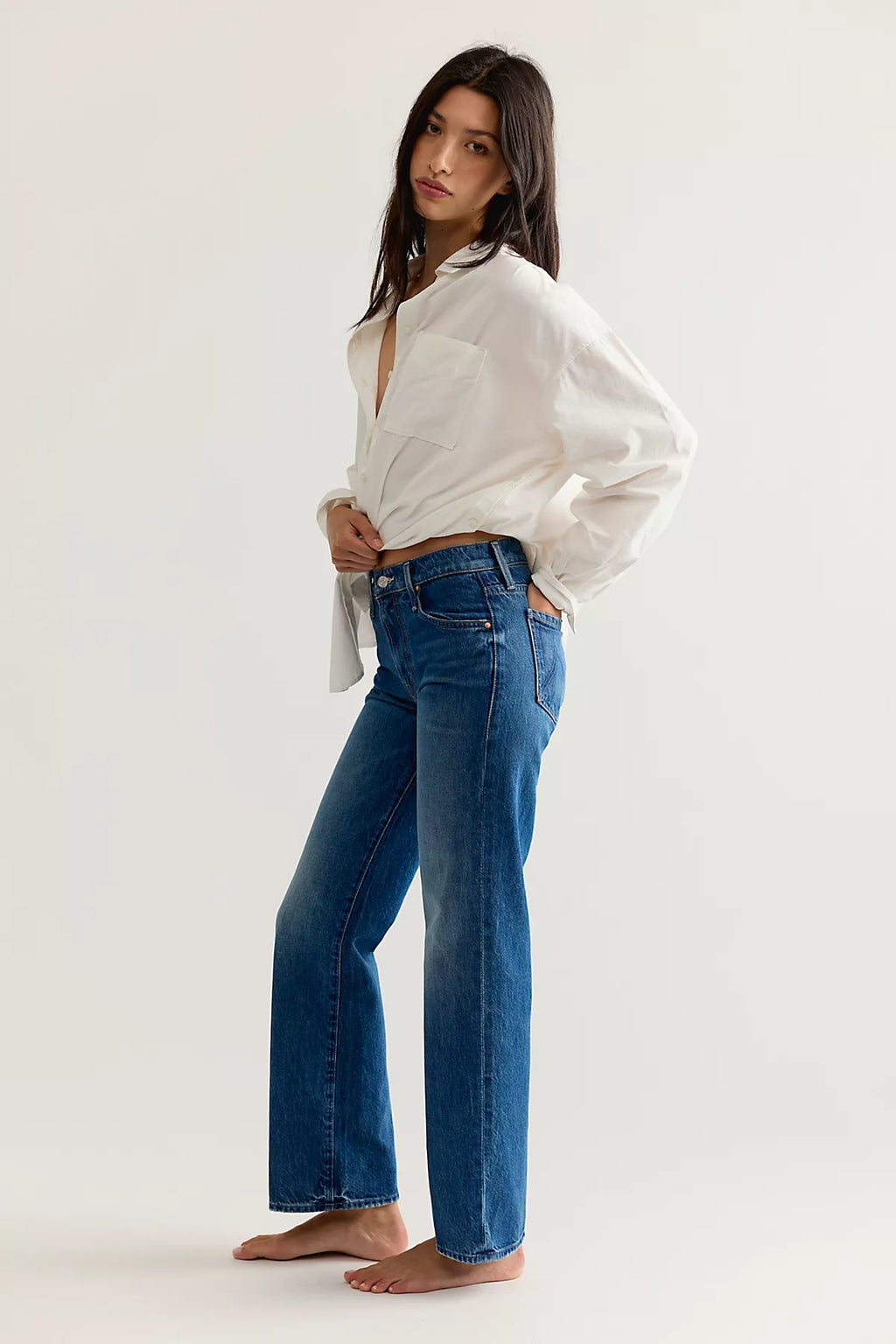 MOTHER The Mid-Rise Rambler Skimp Jeans