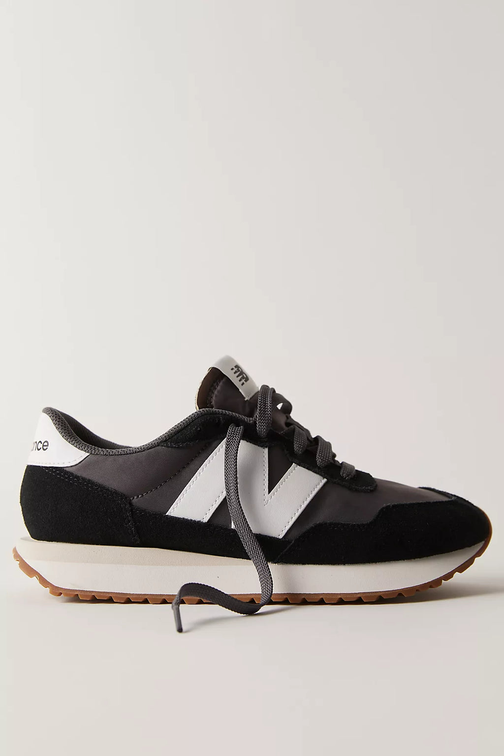 New Balance 237 Sneakers
