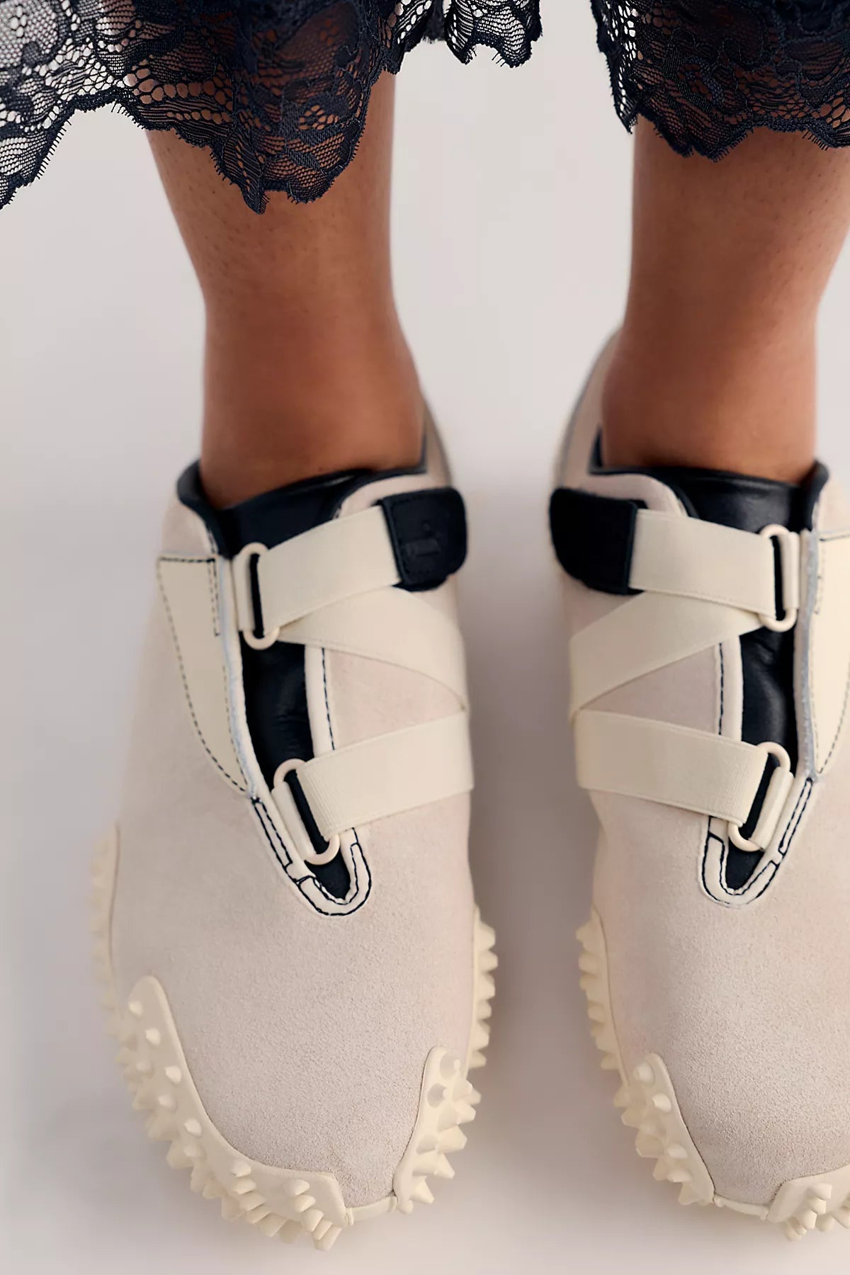 Puma Mostro Icons Sneakers