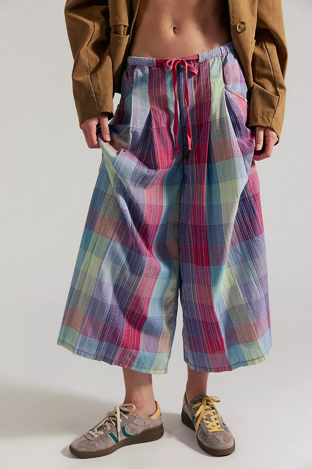 Telluride Wide-Leg Crop Pull-On Madras Pants