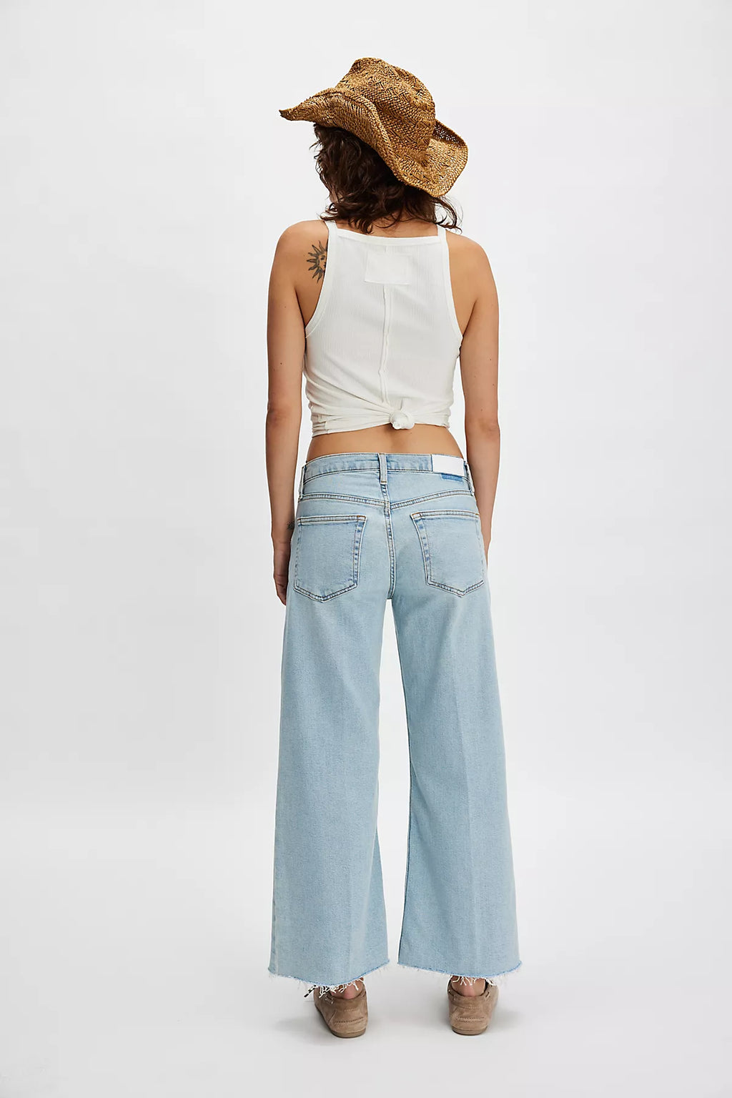 RE/DONE Mid-Rise Wide-Leg Crop Jeans