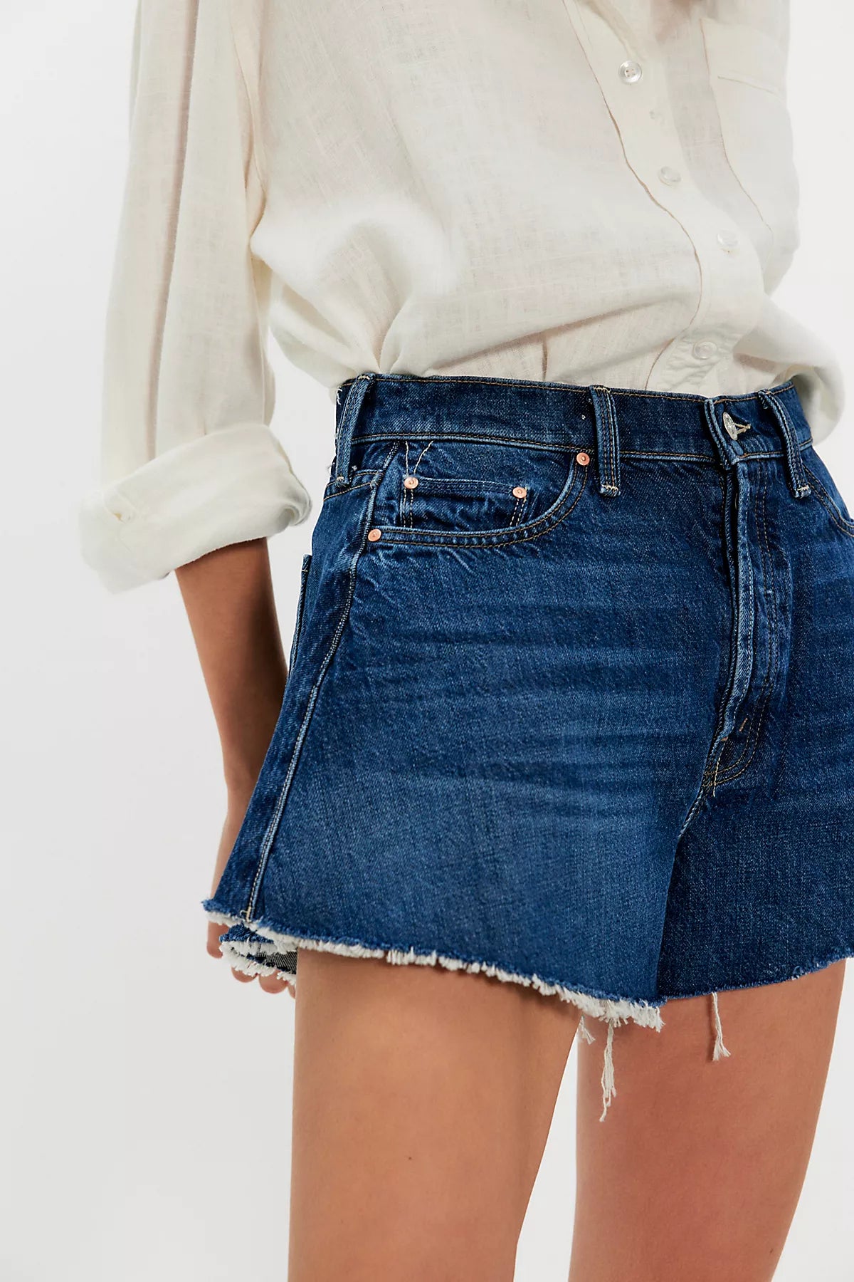 MOTHER The Flutter Short Fray Shorts