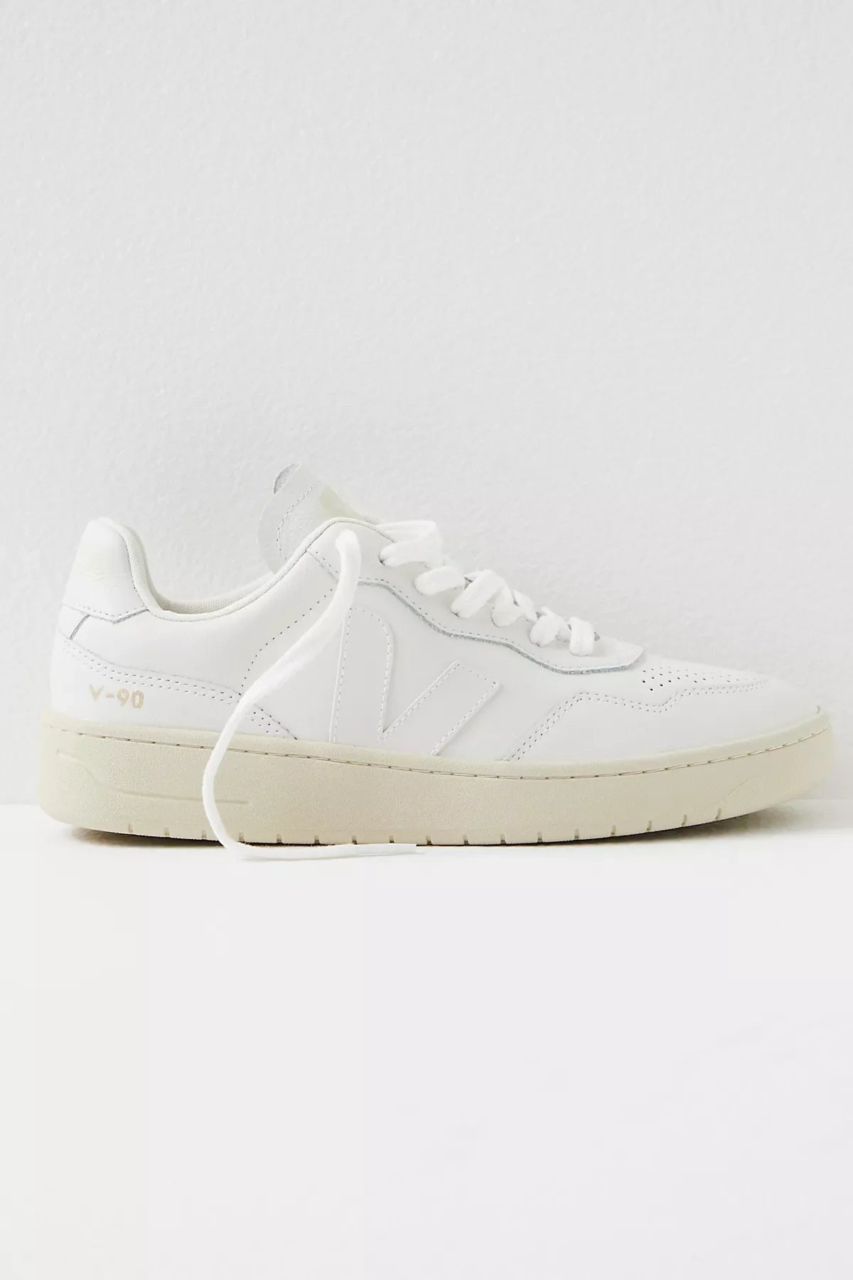Veja V-90 Sneakers