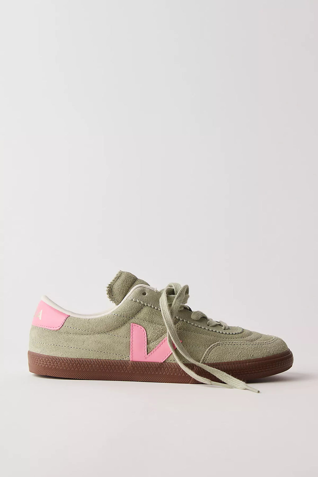 Veja Panenka Sneakers