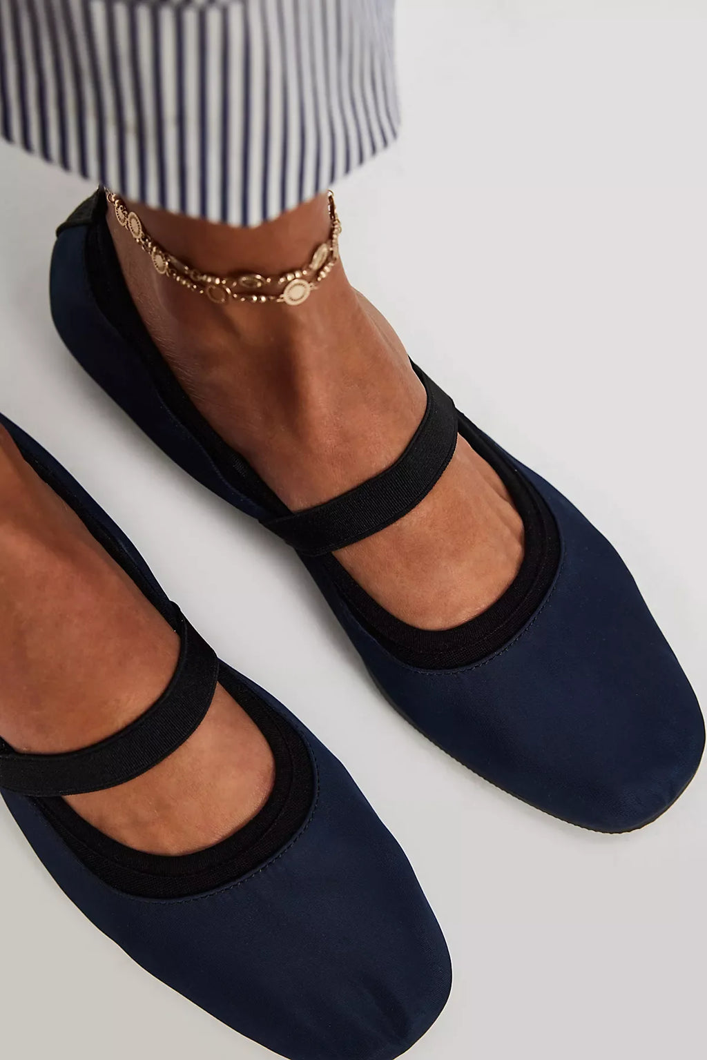 Vagabond Hillary Sporty Flats