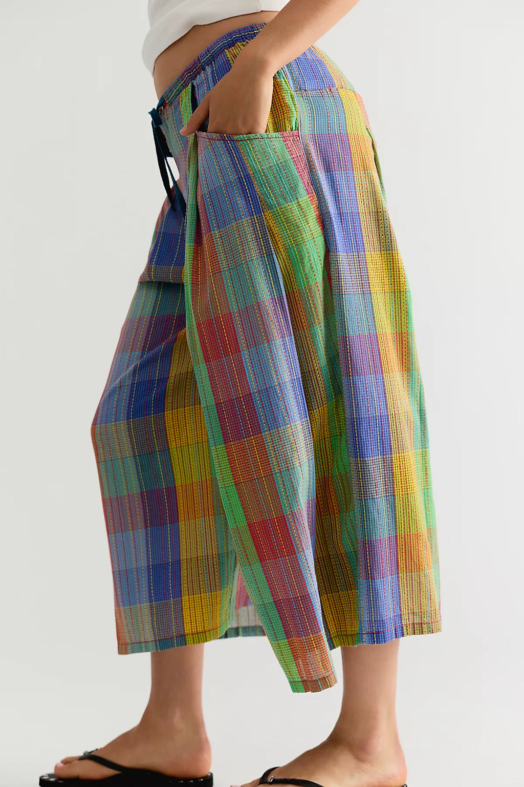 Telluride Wide-Leg Crop Pull-On Madras Pants