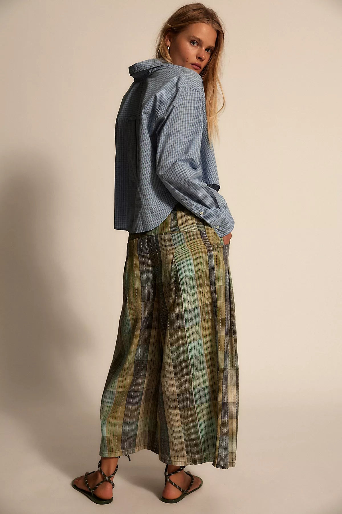 Telluride Wide-Leg Crop Pull-On Madras Pants