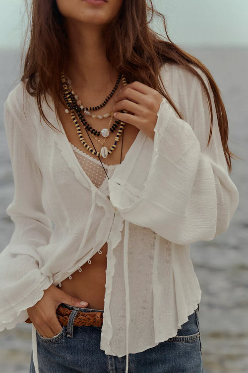 Amorella Blouse