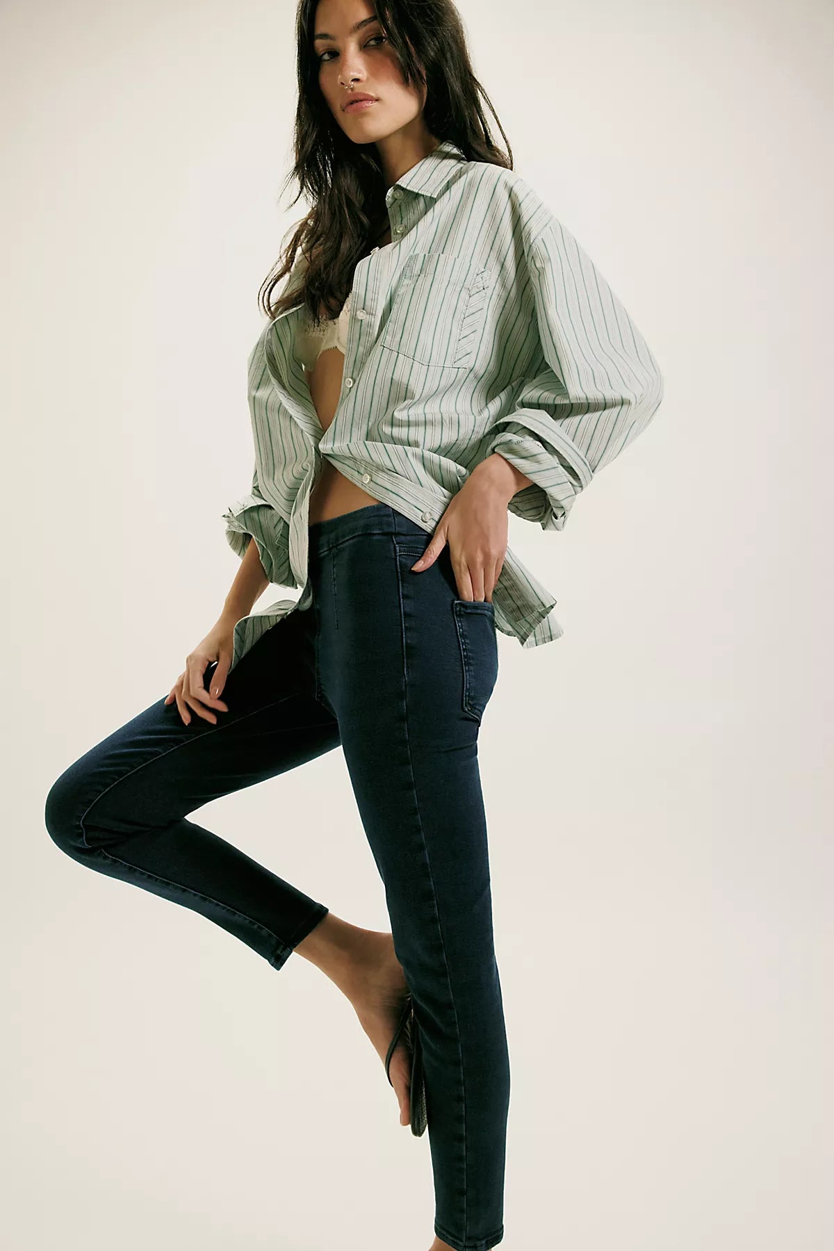 We The Free CRVY Infinite Stretch Pull-On Skinny Jeans